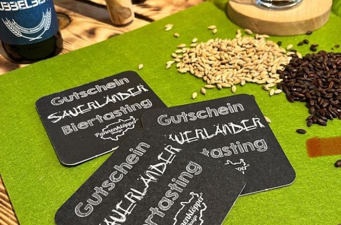 Wer ist „Sauerländer Biertasting“?
Willkommen bei Sauerländer Biertasting – Ihrem Experten für echte Biererlebnisse im Herzen des Sauerlands